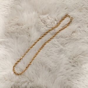 Twisted Chain Necklace